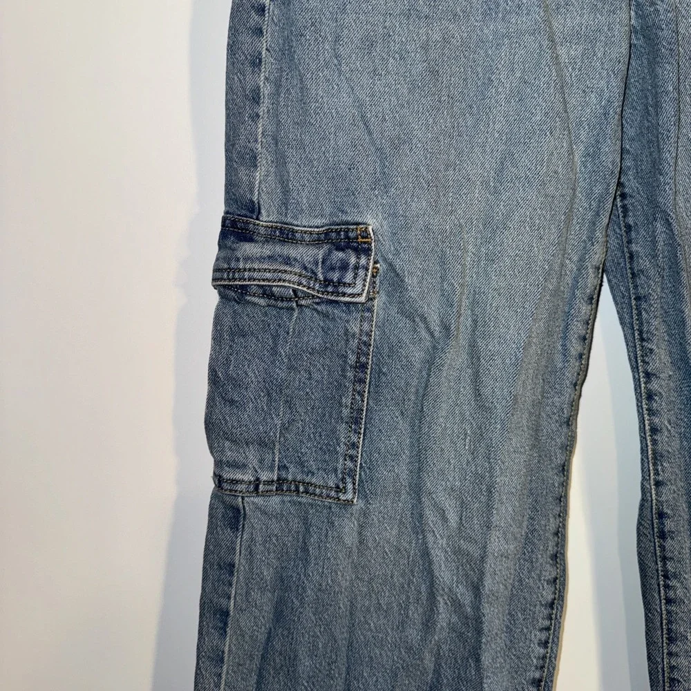 VTG Levi's Wide Leg Baggy Cargo‎ Jeans Elastic Stretch Adjustable Waist SIZE 14